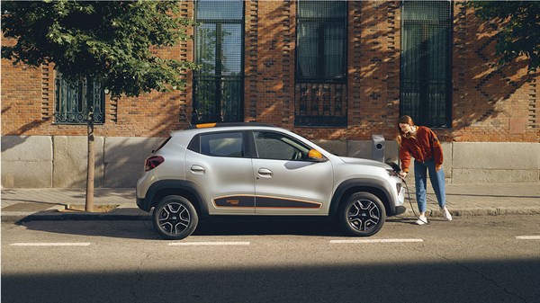 Брендот Dacia