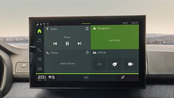 10 инчи екран во возилото што го прикажува мултимедијалното мени во системот Media Display.
