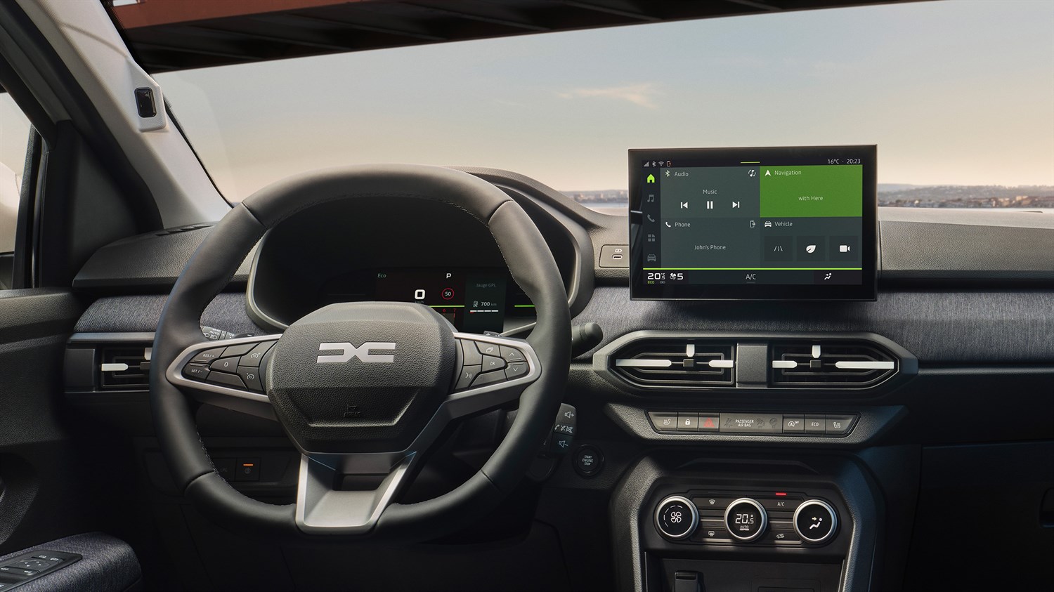 Внатрешноста на Dacia Sandero со приказ на управувачот, дигиталните инструменти и 10-инчниот централен мултимедијален екран